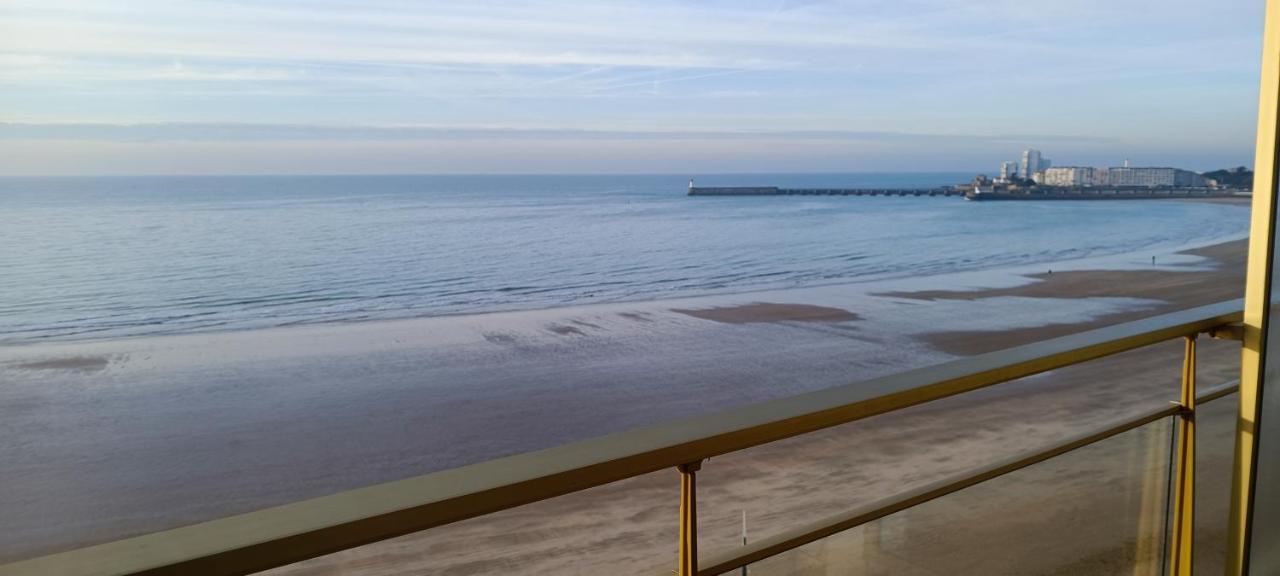Appartement Vue Mer- Remblai Les Sables D'Olonne - La Cle Chaumoise Exterior photo